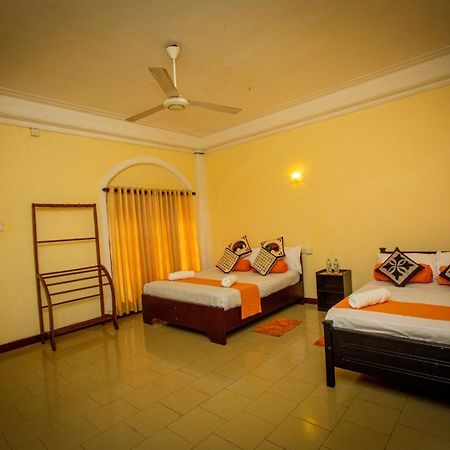 Sunbloom Inn Kandy Extérieur photo