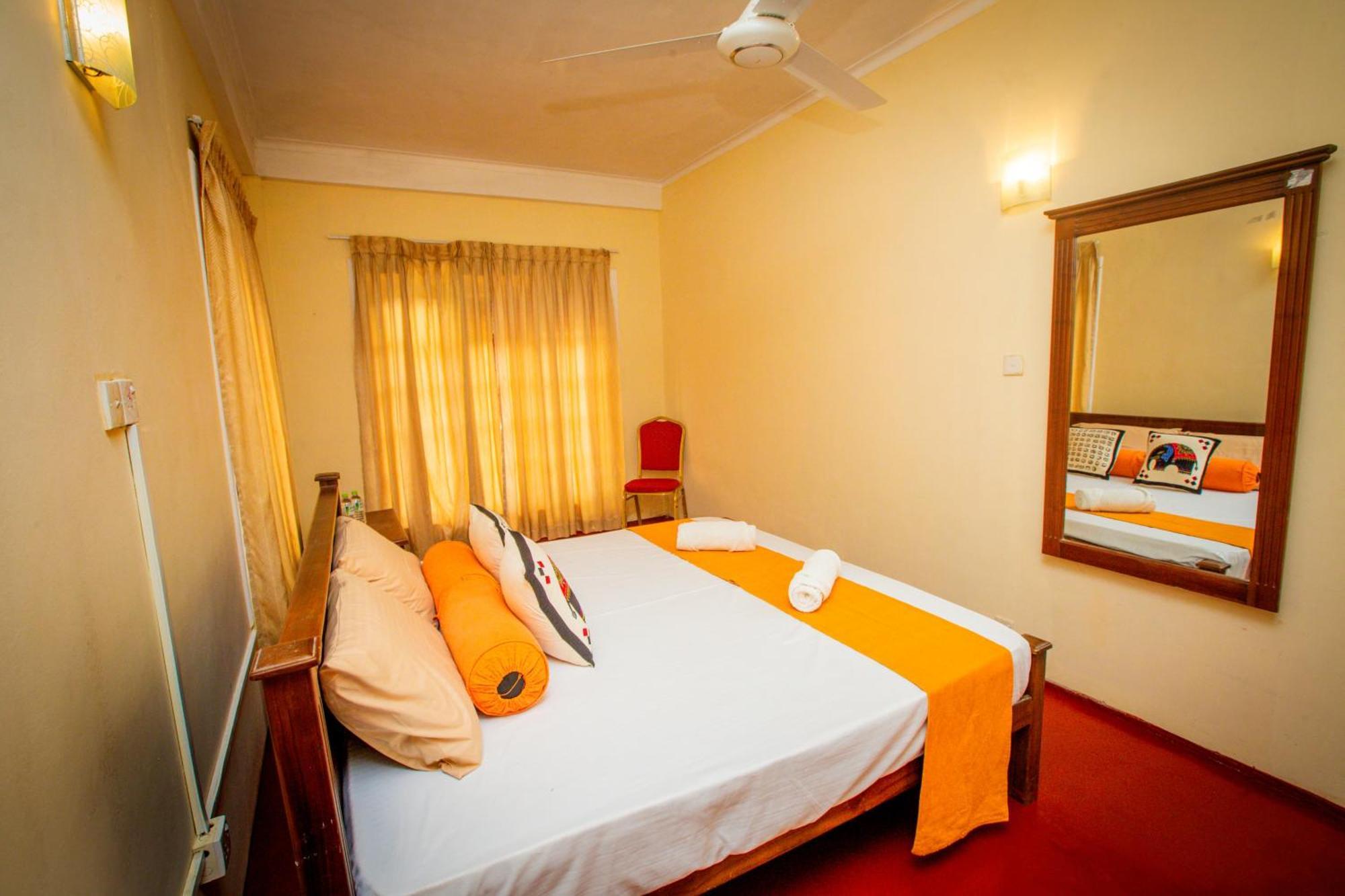 Sunbloom Inn Kandy Extérieur photo