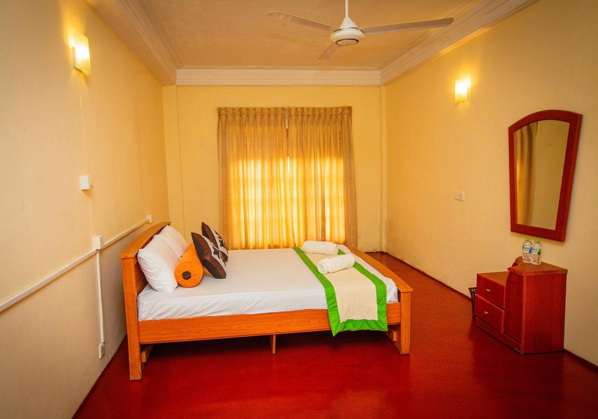 Sunbloom Inn Kandy Extérieur photo