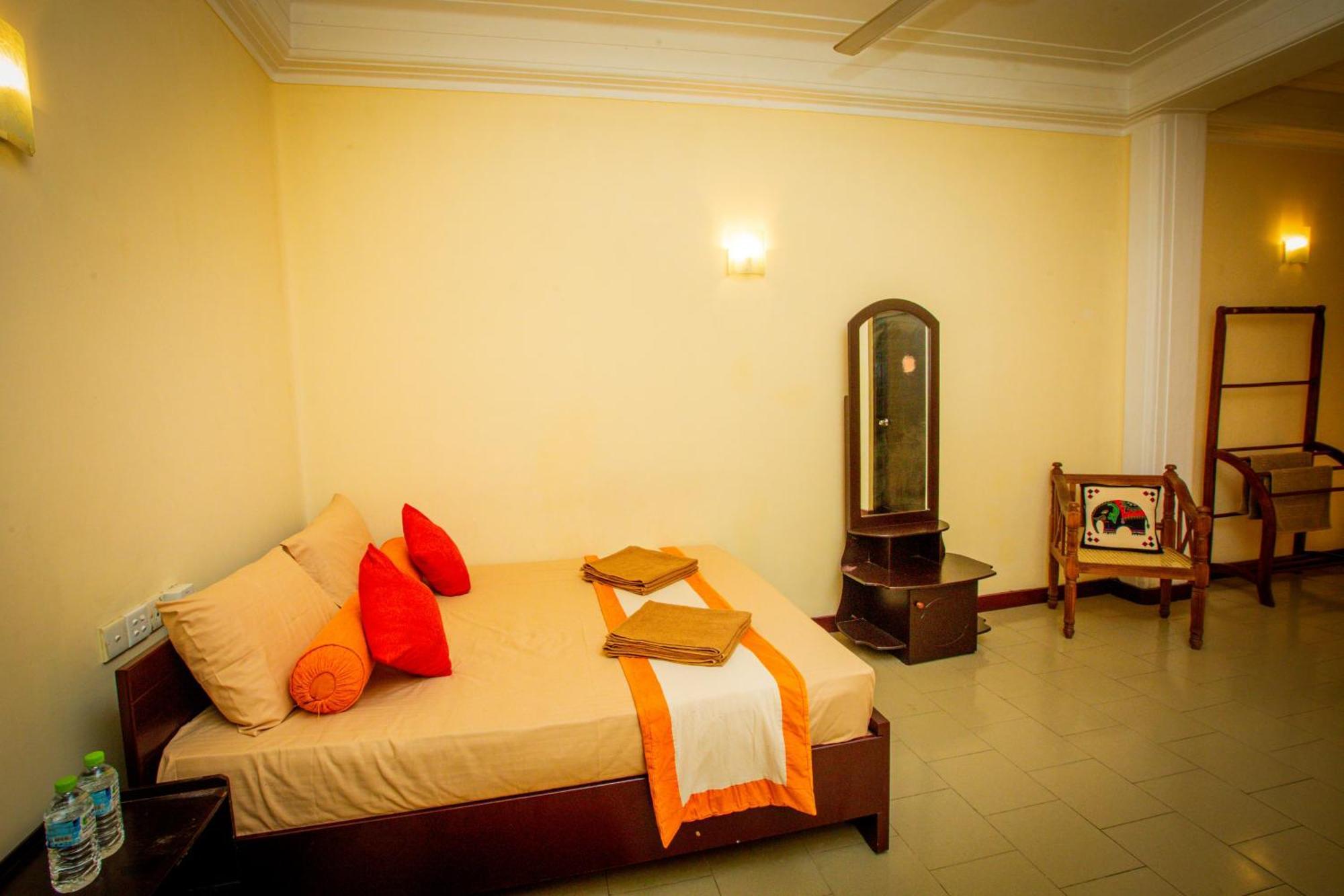 Sunbloom Inn Kandy Extérieur photo