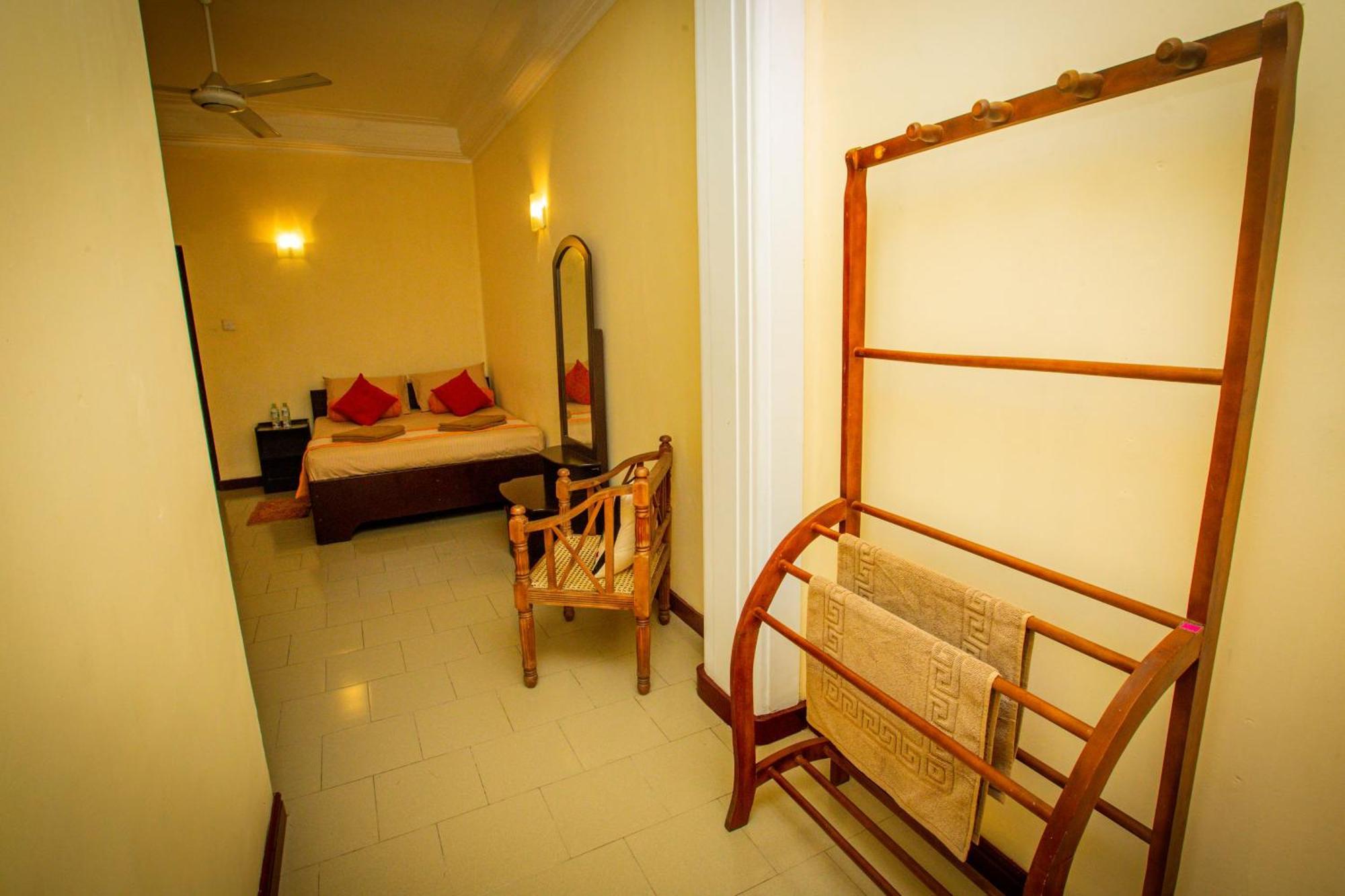 Sunbloom Inn Kandy Extérieur photo