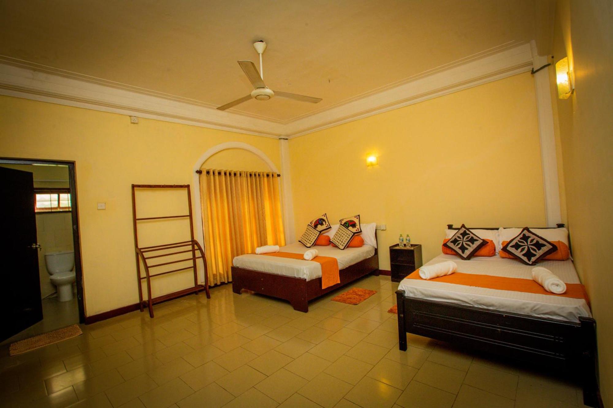Sunbloom Inn Kandy Extérieur photo